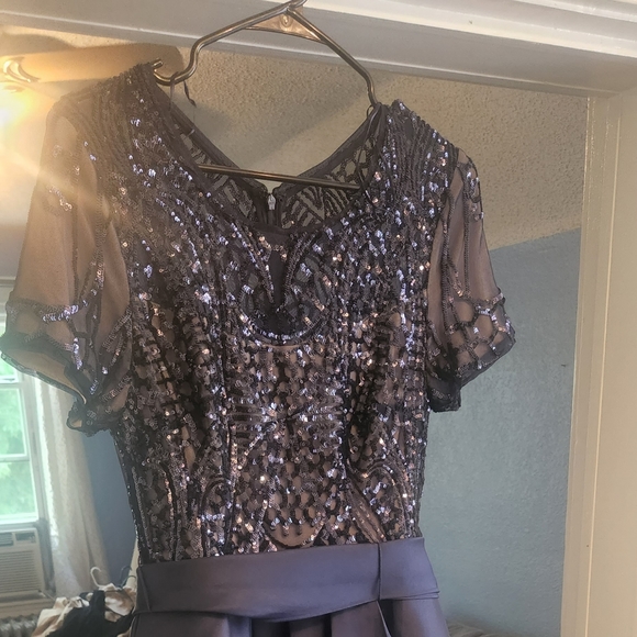 R & M Richard's blue high low sequin-embellished gown - Picture 5 of 5